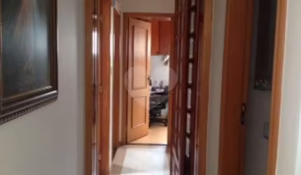 Apartamento à venda em Santana, próximo à Voluntários da Pátria com 3 dormitórios