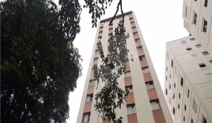 Apartamento na joaquim antunes