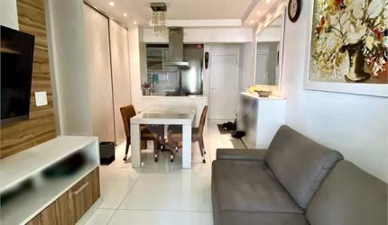 Apartamento - Liberdade - 3 Dormitórios / Quartos - 1 Vaga - Venda / Compra