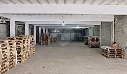 Prédio projetado para a construção de 12 apartamentos