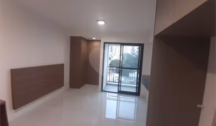 Apartamento NOVO tipo Studio com 24,72m2, dormitório, banheiro e sala integrada à cozinha e 1 vaga