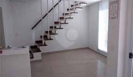 Casa Residencial à venda com 110 m² e 3 dormitórios, Santana, SP.