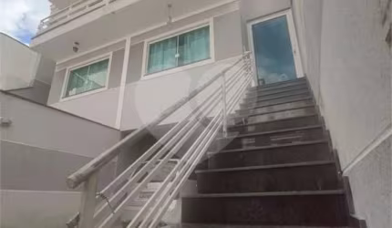sobradao tres quartos sendo  uma suite quatro vagas  de carro tucuruvi