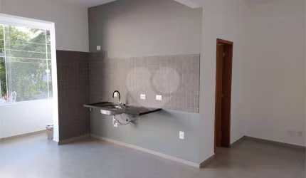 Apartamento totalmente reformado, nunca habitado, tipo loft para venda no Bom Retiro