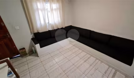 Sobrado de 2 dormitórios no Tremembé