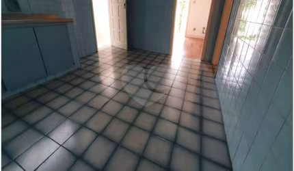 Casa Térrea à venda com 100 m² e 2 dormitórios, Vila Gustavo, SP.
