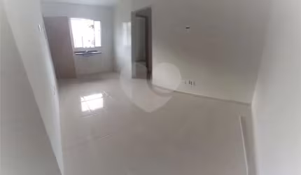 Apartamento Novo em Condomínio fechado  2 quartos no Parque Edu Chaves