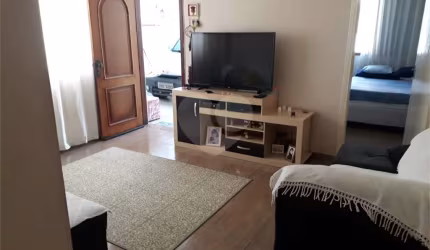 Terreno com duas casas no Mandaqui