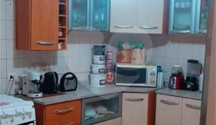 Sobrado á venda no Bairro do Limão