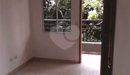 Casa Cond. Fechado Parada Inglesa