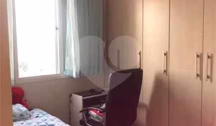Apartamento 2 dorms, 2 vagas, próximo ao metrô.