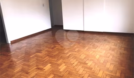 Apartamento em Santana, próximo ao metrô
