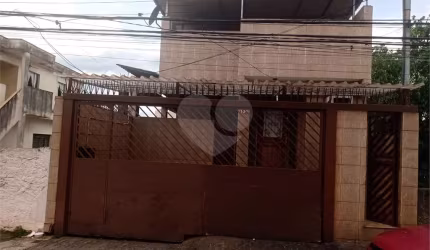 Sobradao no Lauzane ideal para investidor em rendimento mensal em Locação.
