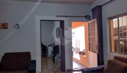 OPORTUNIDADE Casa com 3 dormitórios na Vila Guilherme