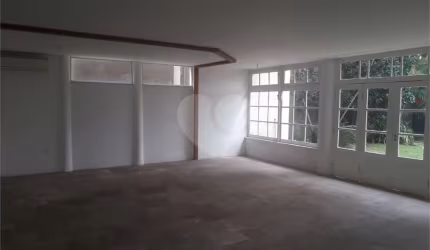 Casa no Pacaembu 300 m²