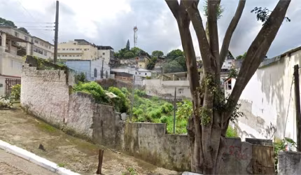 Terreno com 446 metros , região do Tremembe , zona norte