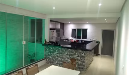 Casa-São Paulo-JARDIM ARICANDUVA | Ref.: REO683592