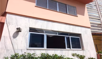 Sobrado Residencial Santana | 250 m² | 3 dormitórios | 7 Vagas | Ótima Localização!!!
