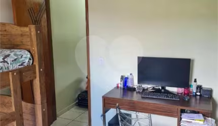 Sobrado na Cachoeirinha 2 dormitórios  2 vagas 68 mt