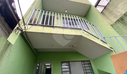 Prédio comercial com 242m² de área útil no bairro do Limão.