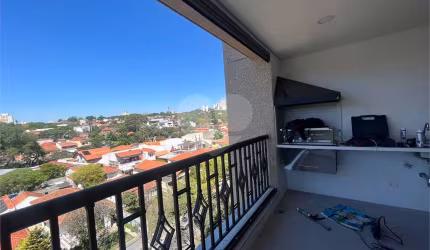 Apartamento na Lapa, com 3 dormitórios e 3 vagas