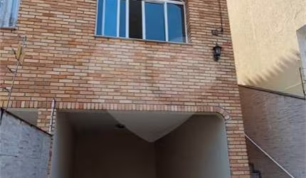Sobrado 3 dorm no Parque São Domingos.
