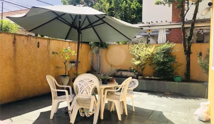 Sobrado no Mandaqui com 3 dormitórios, 1 suite e 5 vagas