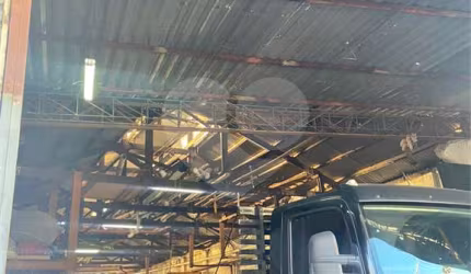 Próximo Rodovia Dutra e Marginais