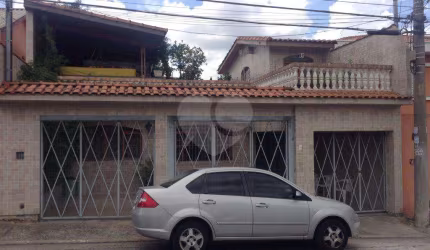 CASA A VENDA NA CASA VERDE - 3 QUARTOS (1 SUÍTE), CHURRASQUEIRA E 2 VAGAS DE GARAGEM
