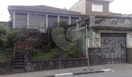 CASA ANTIGA A VENDA NA VILA GUILHERME - VALE MAIS O TERRENO DE 624 M2 SENDO 12 X 52