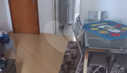 ( Oportunidade )   Lindo apartamento com 03 dormitórios e 01 suíte com planejados .