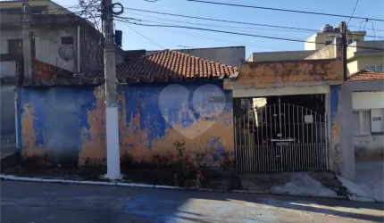 Casa térrea a venda na Vila Ede