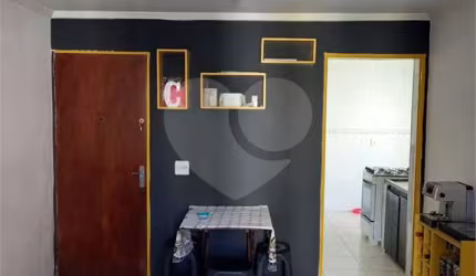 Apartamento a venda 2 dormitórios na Vila Amélia