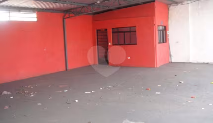 TERRENO EM ÁREA COMERCIAL