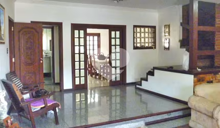 Sobrado Tucuruvi | 350m² | 5 Dormitórios (3 Suítes) | 5 Vagas | Lazer Completo