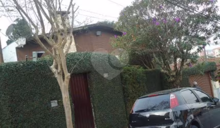 Sobrado maravilhoso à venda no Jardim Paraíso - próx. av. Santa Inês - 4 quartos (1 suíte) e 5 vagas
