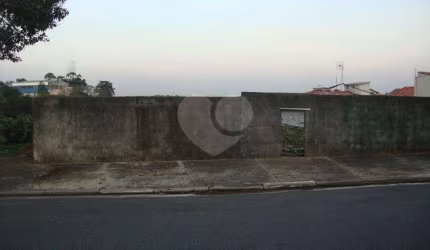 Terreno em aclive a venda no Jardim Guapira - 468,72 m²