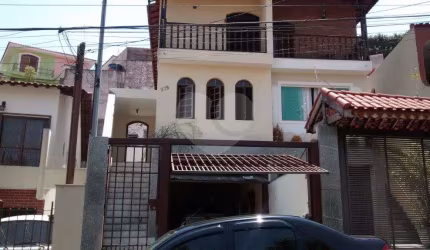 SOBRADO EXCELENTE A VENDA NA V. NOVA MAZZEI - 3 DORMS (1 SUÍTE), CHURRASQUEIRA E 5 VAGAS DE GARAGEM