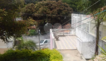 CASA TÉRREA COM 2 MORADIAS A VENDA NO HORTO FLORESTAL - TERRENO COM 500 m² DE ÁREA