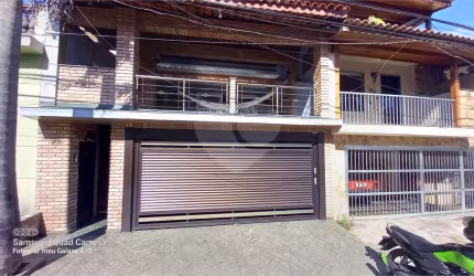 Sobrado bem localizado