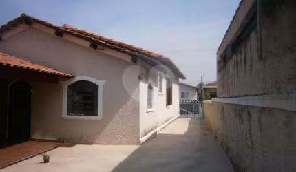 Casa térrea na Vila Irmãos Arnoni