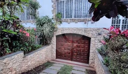 Sobrado a venda no Bairro do Limão - 3 quartos