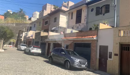 Sobrado Água Fria