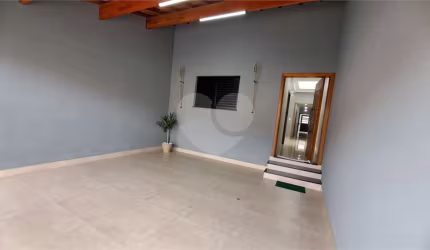 Linda casa terrea a venda na cidade de Bragança Paulista -SP