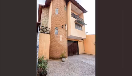 Sobrado para venda em Pirituba com 3 suítes e 8 vagas