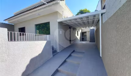 Linda casa Térrea com 2 dormitórios a venda na cidade de Bragança Paulista-SP