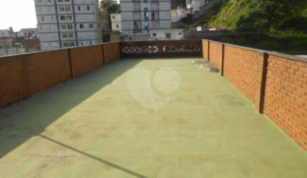 Excelente sobrado com 430 metros quadrados