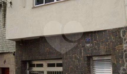 Sobrado com renda