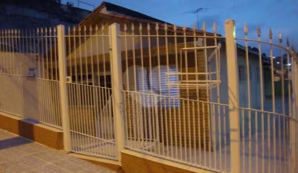 CASA TÉRREA COM 2 MORADIAS A VENDA NO JD SANTA INÊS - 4 DORMS (2 SUÍTES) E 2 VAGAS DE GARAGEM