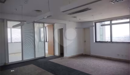 Sala Comercial á venda em Santana